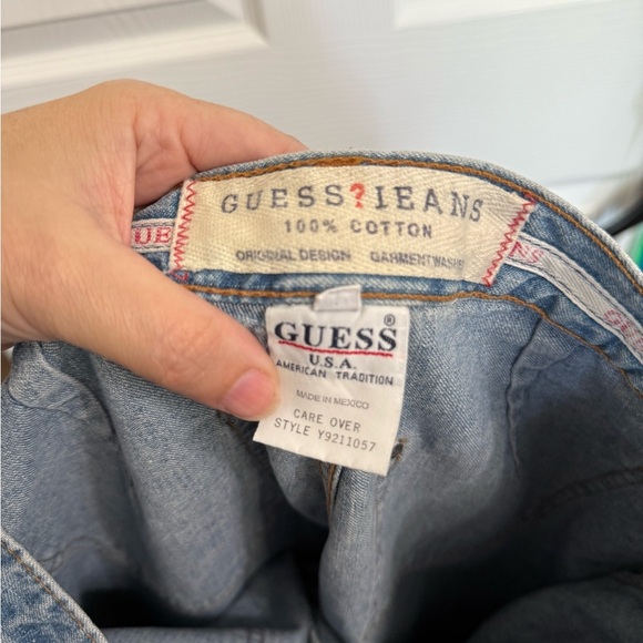 Vintage Guess Jeans USA Button Fly Mid Rise Straight Leg Denim Size 30 (8-10) - Picture 6 of 7